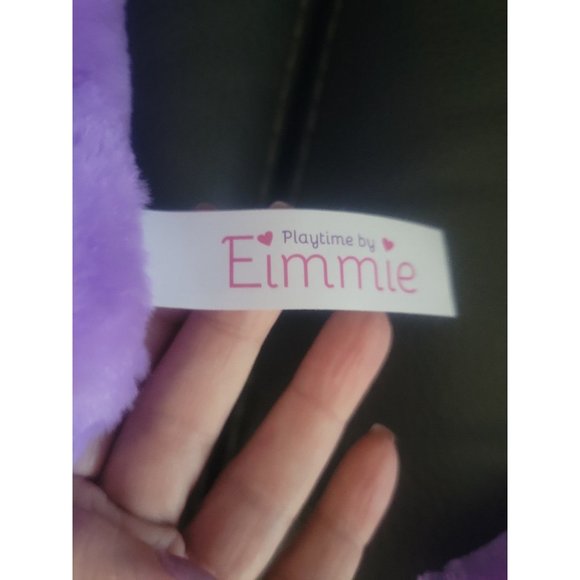 Playtime with Eimmie Plush Chair and Robe - Picture 3 of 6